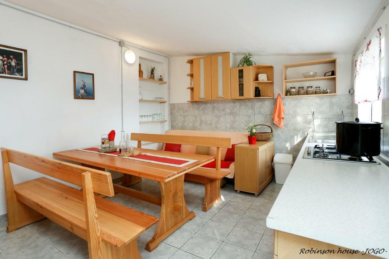 Robinson Beach House Jogo Bol Eksteriør bilde